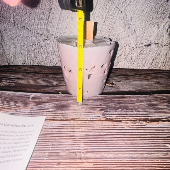 Wood Wic Pine & Juniper Handmade Ice Candle By Jan - Picture 4 of 6